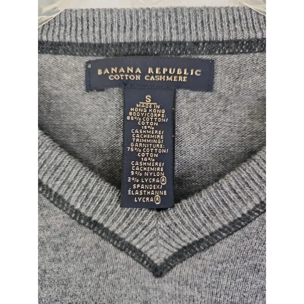 Banana Republic Cotton Cashmere ~Men's Size S~ Dark Gray V-Neck Sweater Pullover